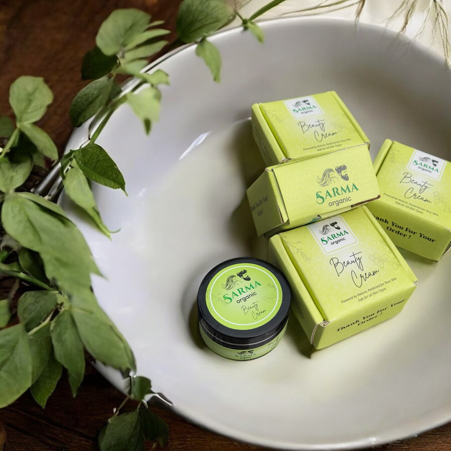 Sarma Herb's infused whiting Beauty Cream